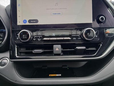 2024 Toyota HIGHLANDER Platinum