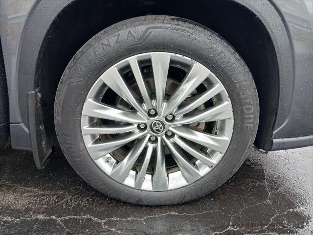 2024 Toyota HIGHLANDER Platinum