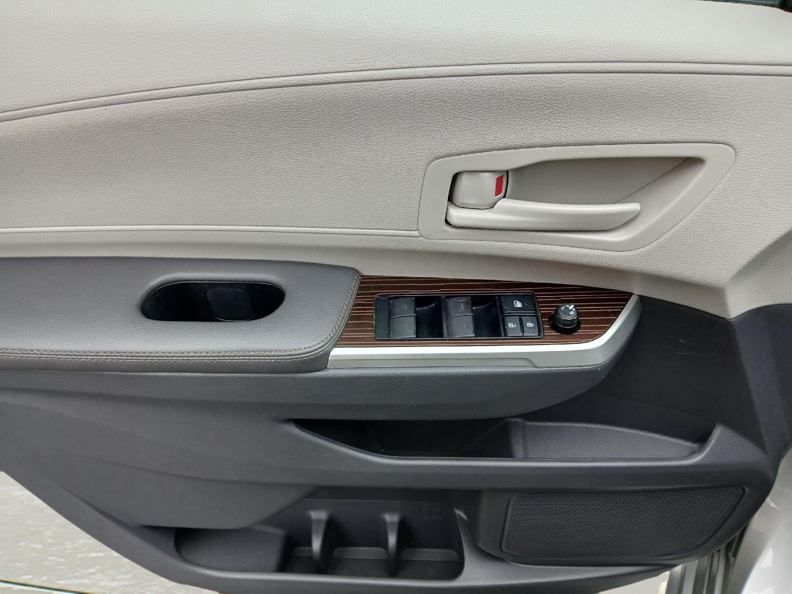 2022 Toyota Sienna LE