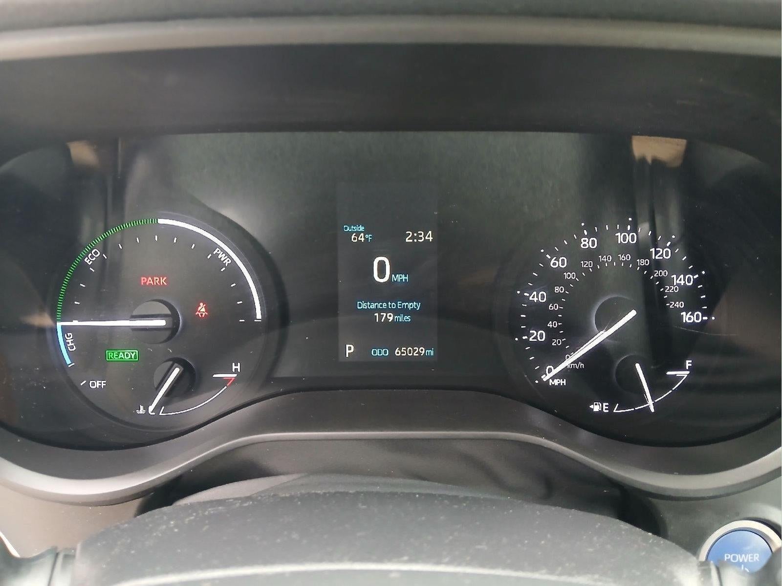 2022 Toyota Sienna LE