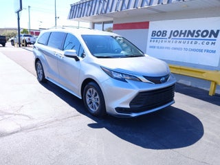 2024 Toyota Sienna LE 8-Passenger