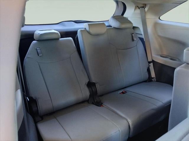 2023 Toyota Sienna XLE 8-Passenger