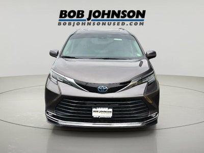 2021 Toyota Sienna XLE 7-Passenger