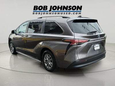 2021 Toyota Sienna XLE 7-Passenger