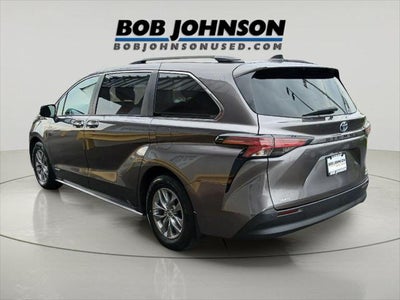 2021 Toyota Sienna XLE 7-Passenger