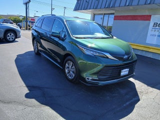 2021 Toyota Sienna XLE 7-Passenger
