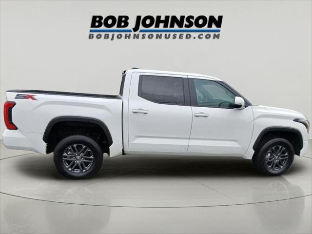 2025 Toyota TUNDRA 4X4 SR5