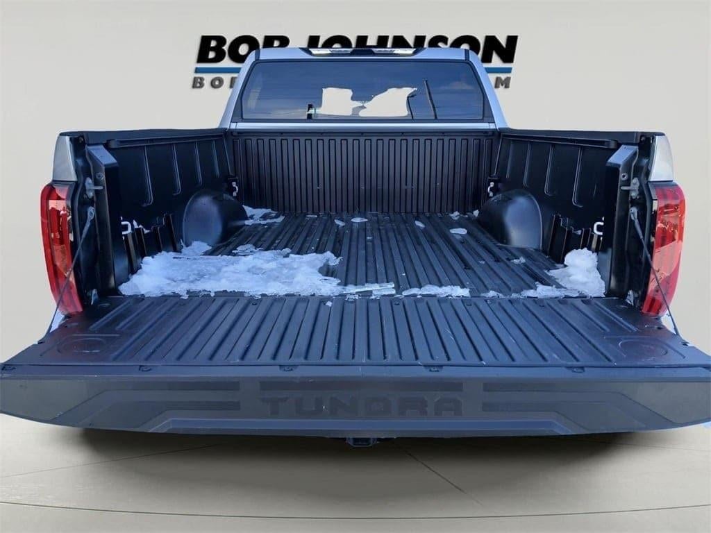 2024 Toyota TUNDRA 4X4 SR5