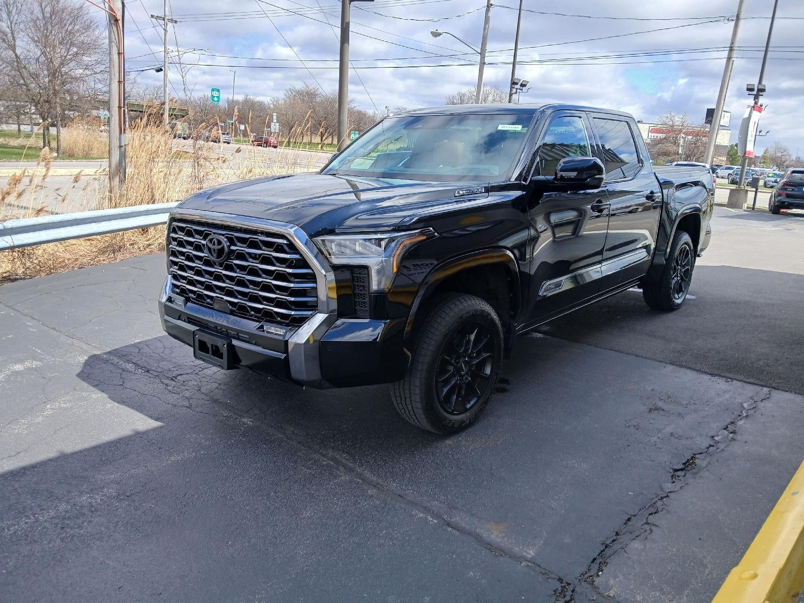 2024 Toyota TUNDRA HV 4X4 Limited Hybrid