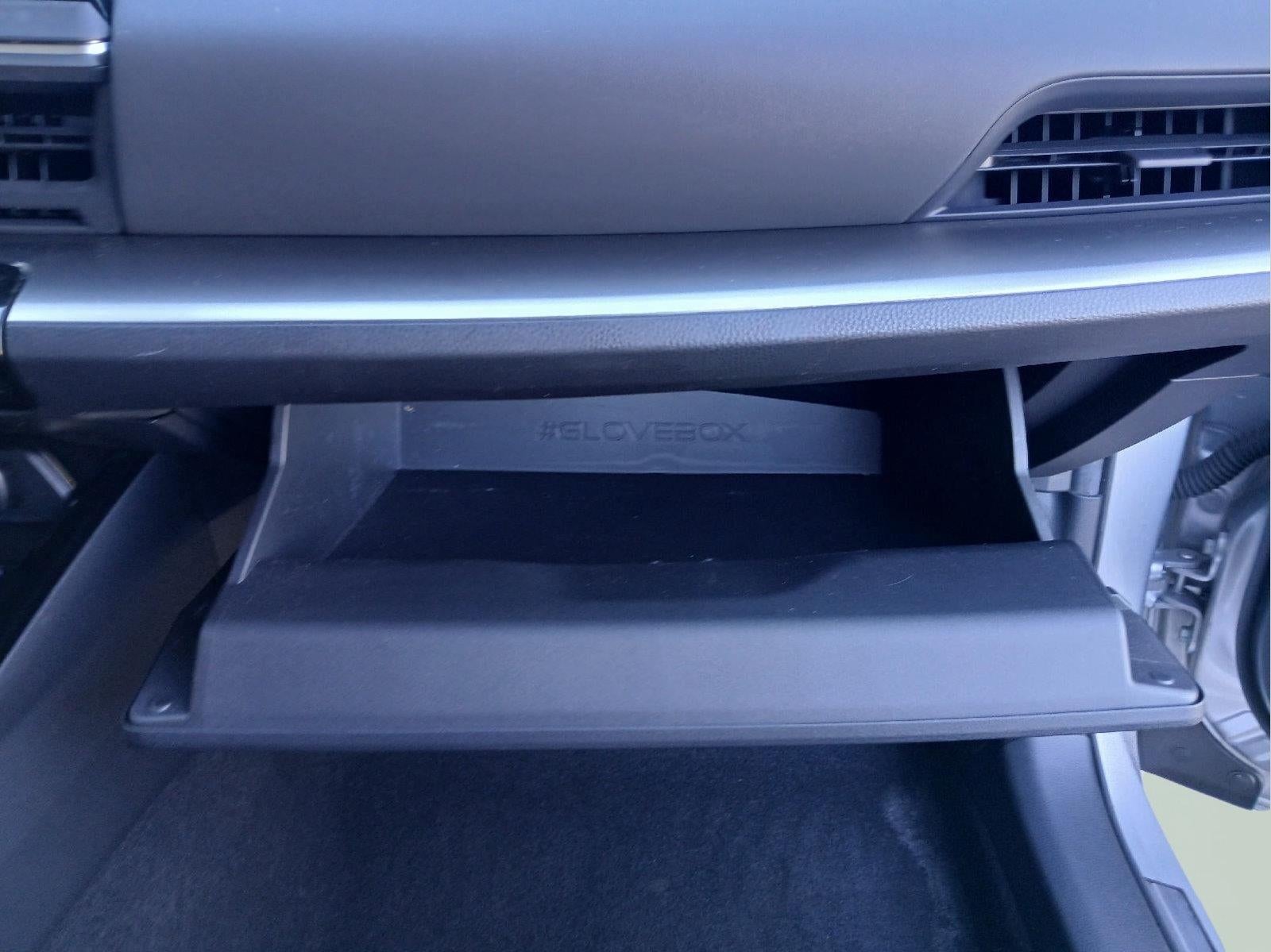 2023 Toyota Prius LE