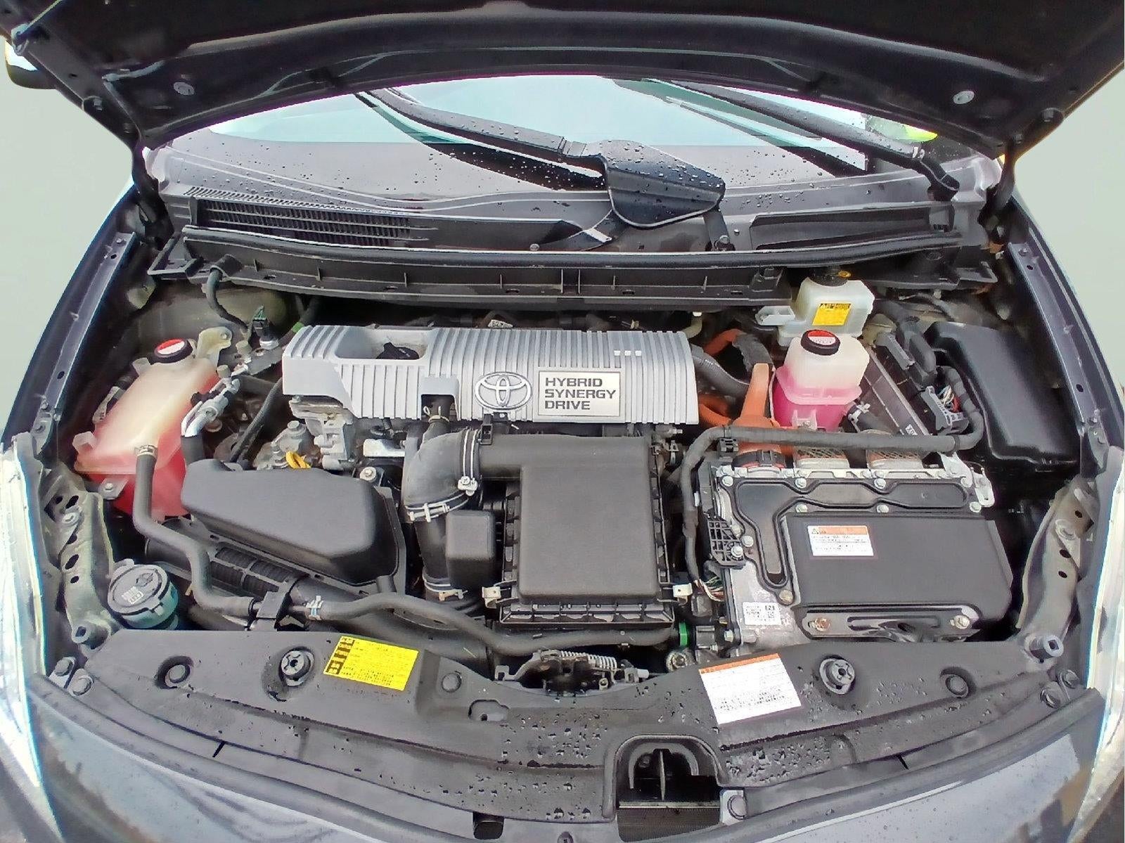 2015 Toyota PRIUS Three