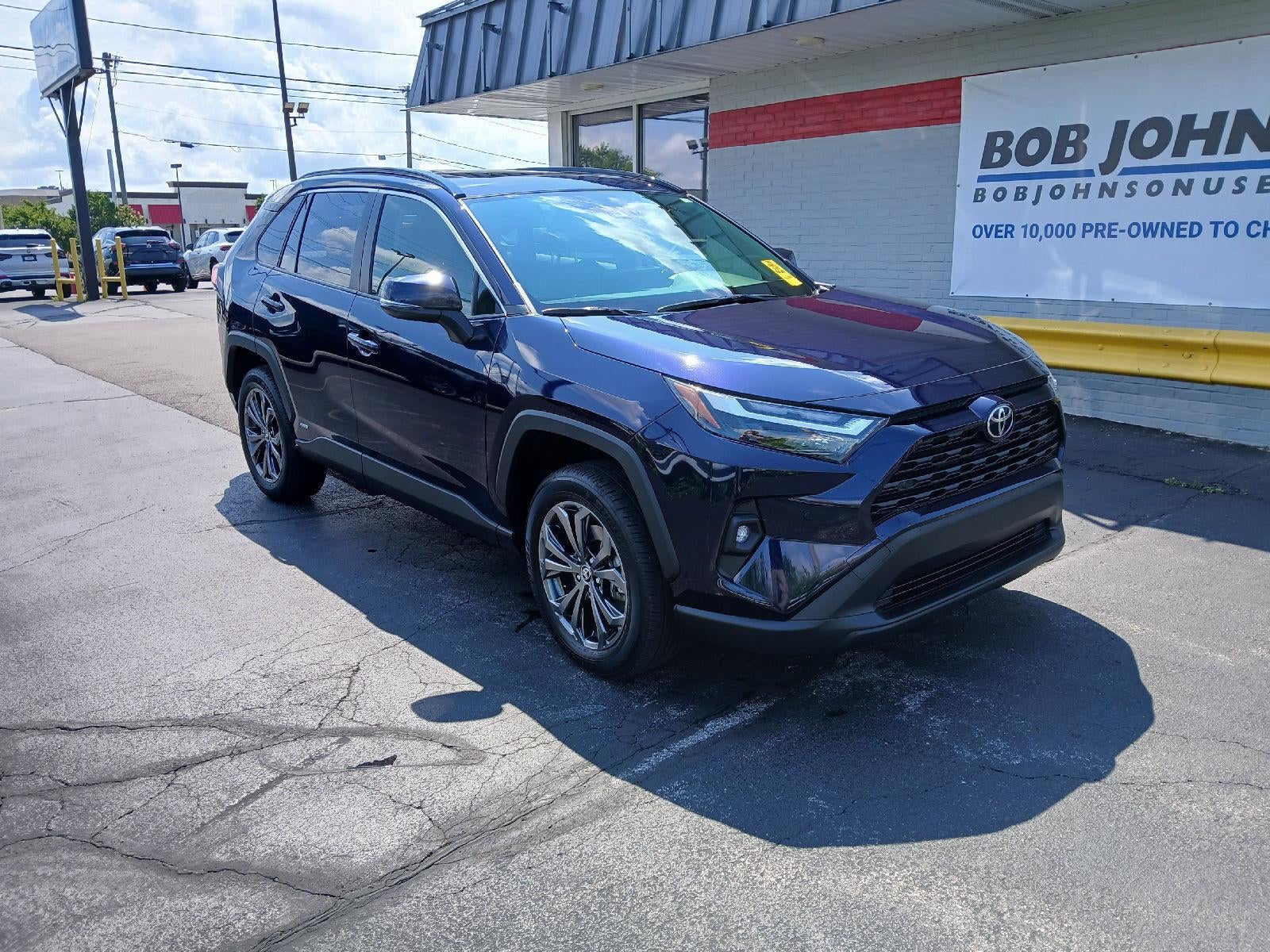2025 Toyota RAV4 Hybrid XLE Premium