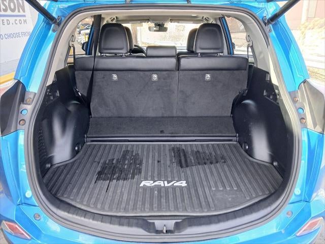 2016 Toyota RAV4 HYBRID SUV