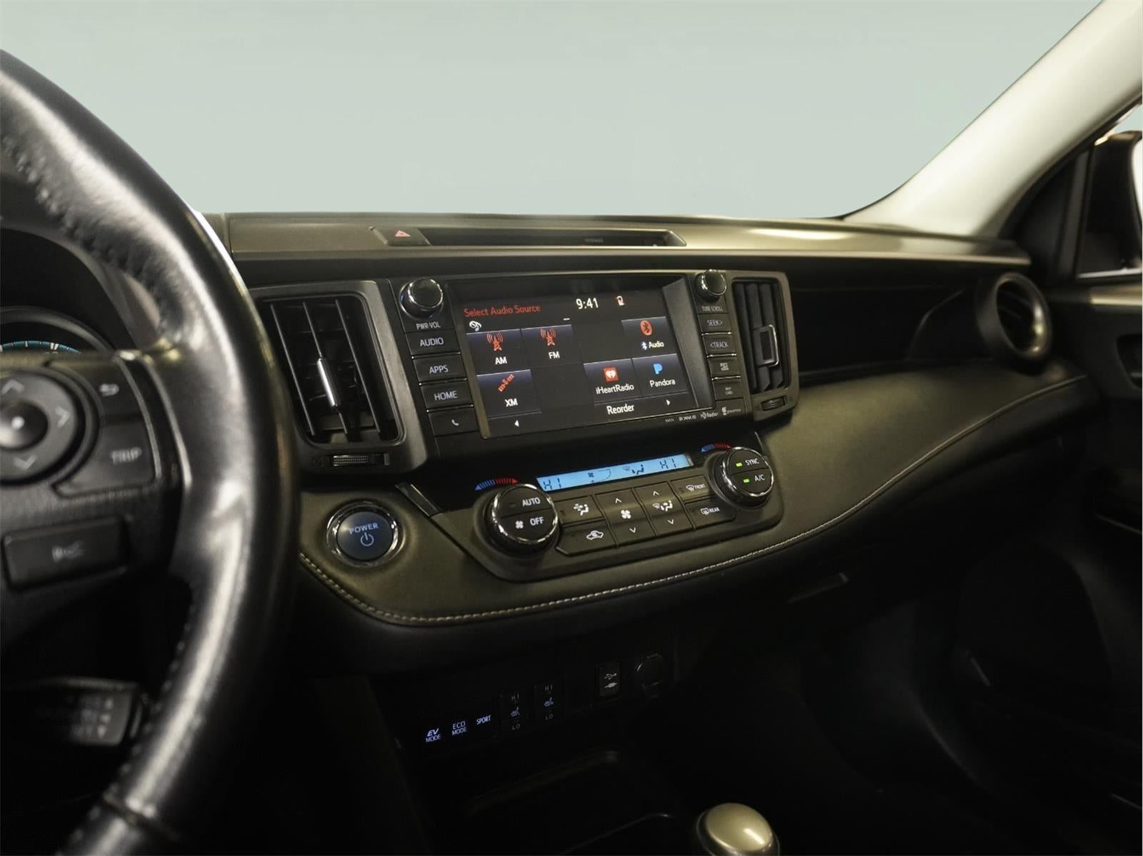 2016 Toyota RAV4 HYBRID Limited