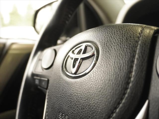 2016 Toyota RAV4 HYBRID Limited