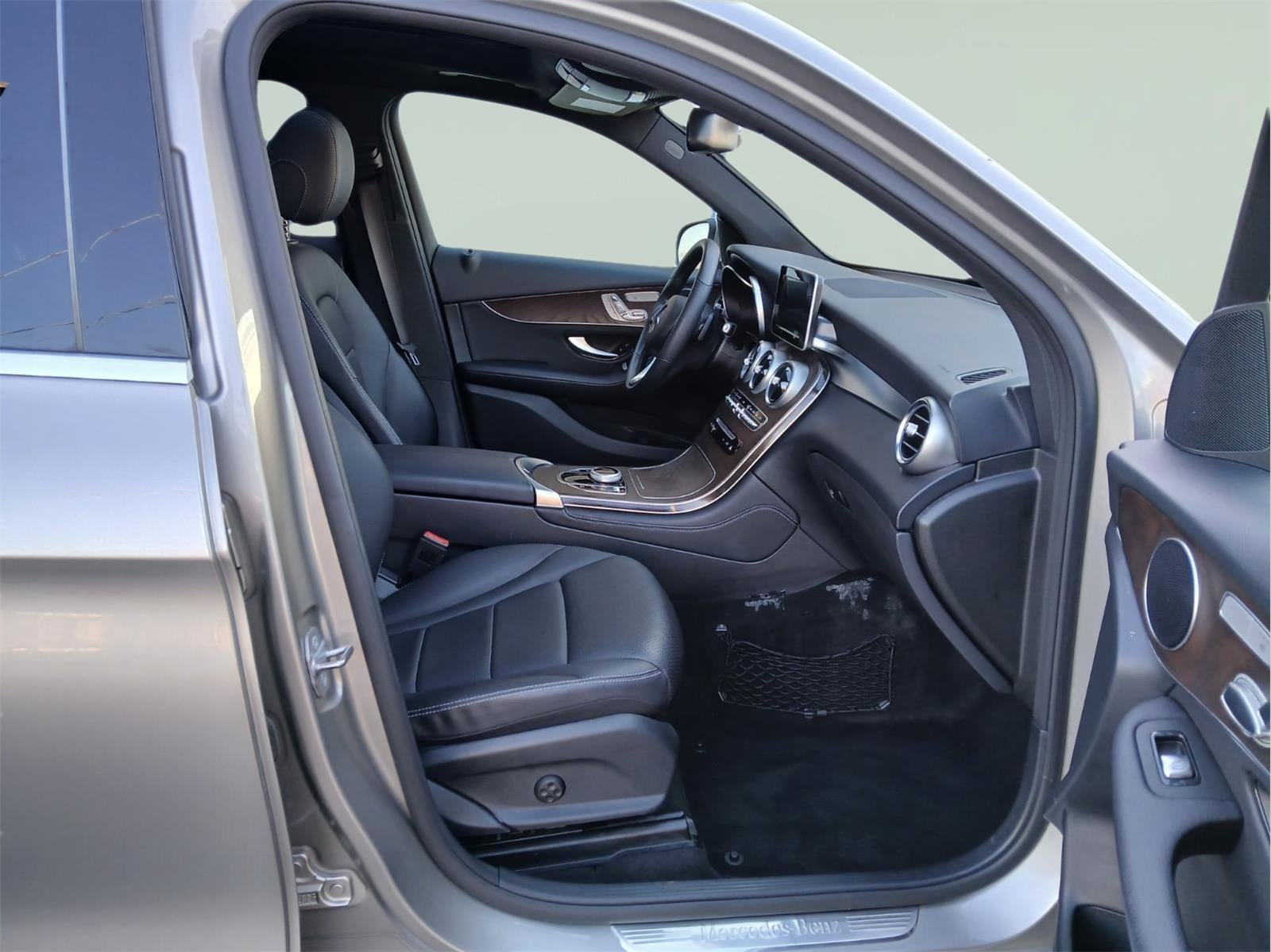 2019 Mercedes-Benz GLC GLC 300