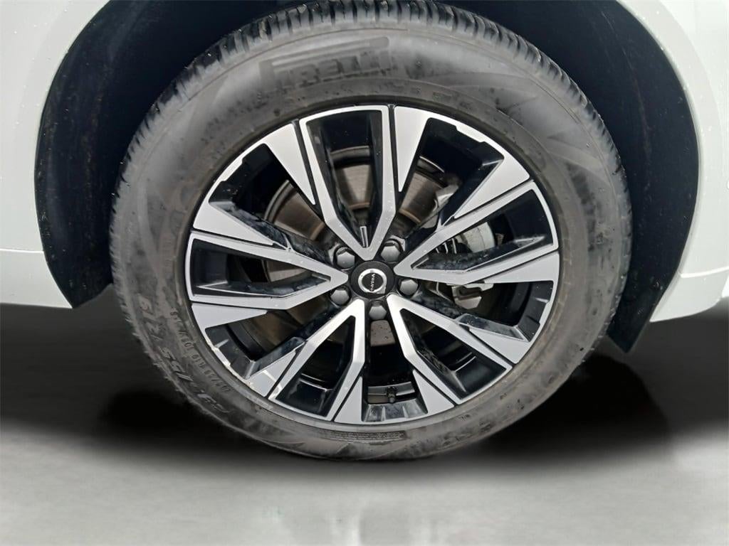 2025 Volvo XC60 Plus