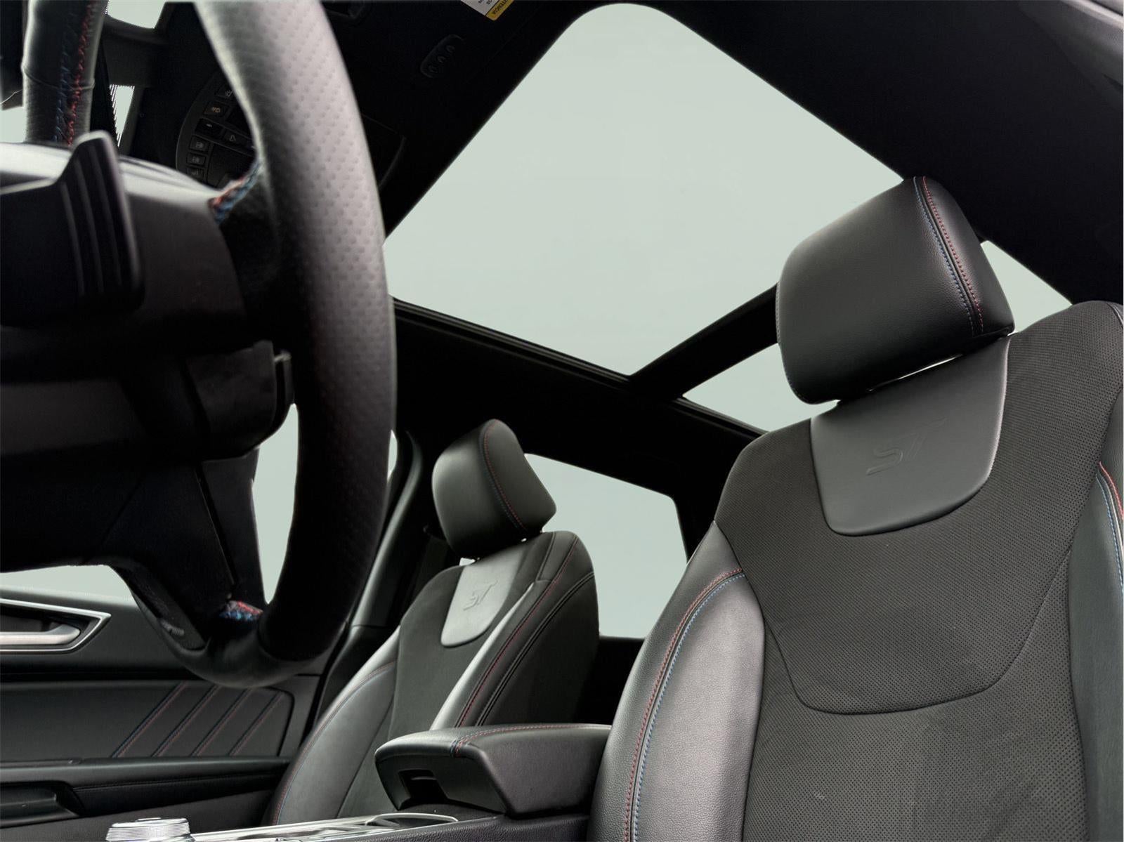 2023 Ford Edge ST