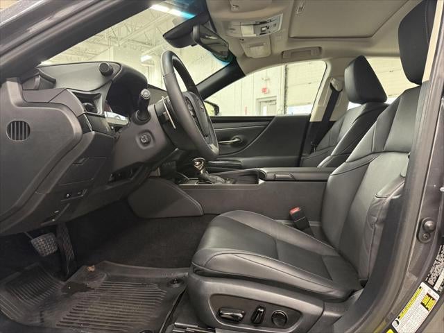 2023 Lexus ES 350 Base