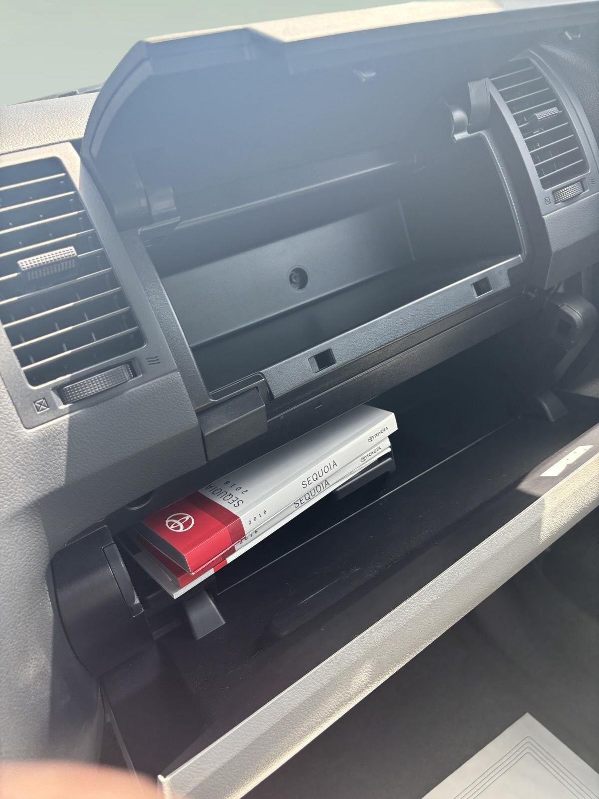 2016 Toyota Sequoia SR5