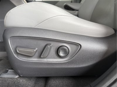 2023 Toyota Venza XLE