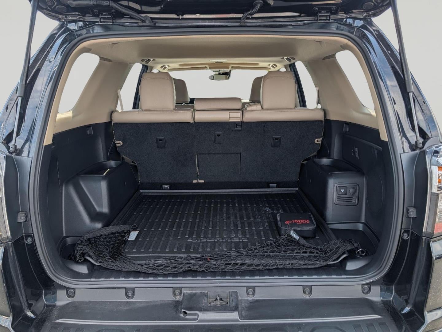 2023 Toyota 4Runner SUBN