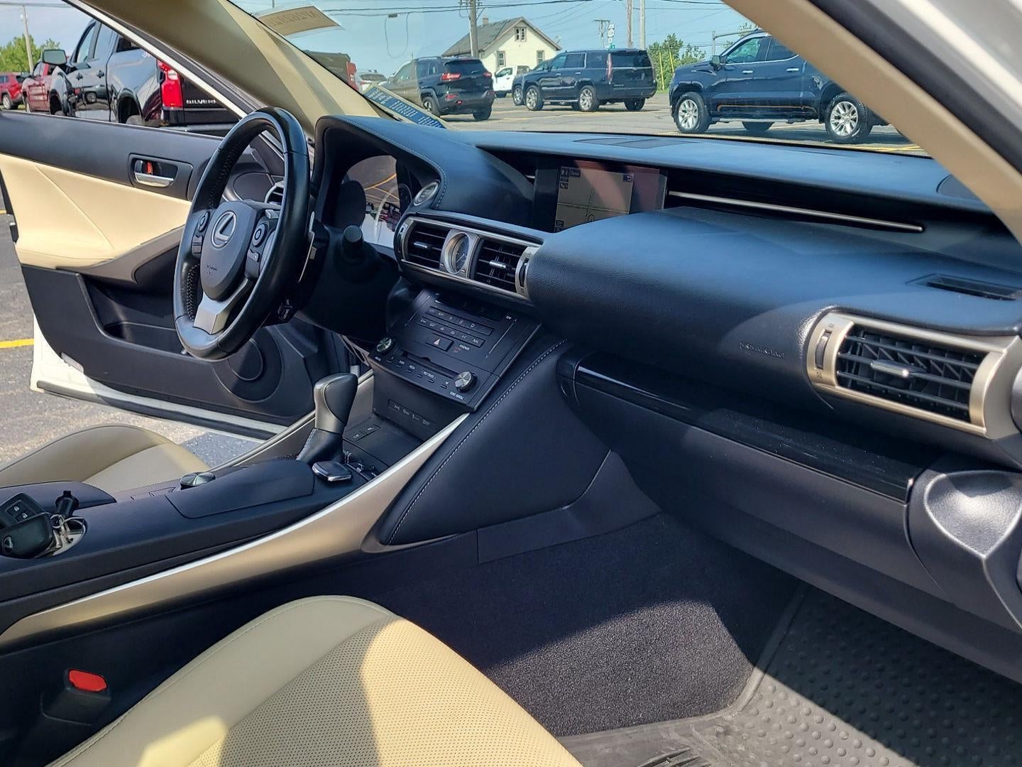2016 Lexus Is 300 SEDAN