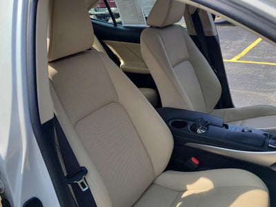 2016 Lexus Is 300 SEDAN