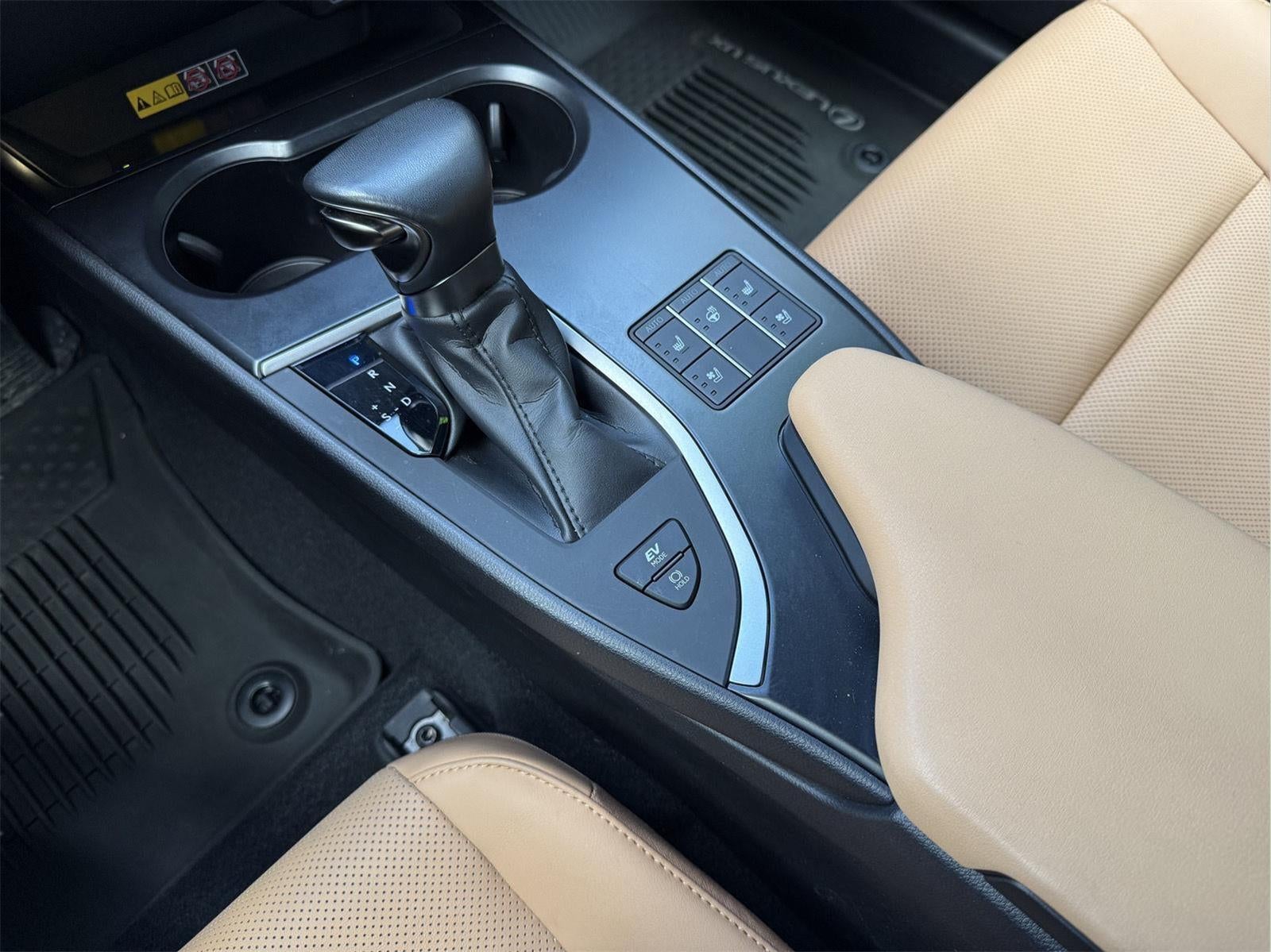 2023 Lexus UX 250h AWD PREMIUM HYBRID