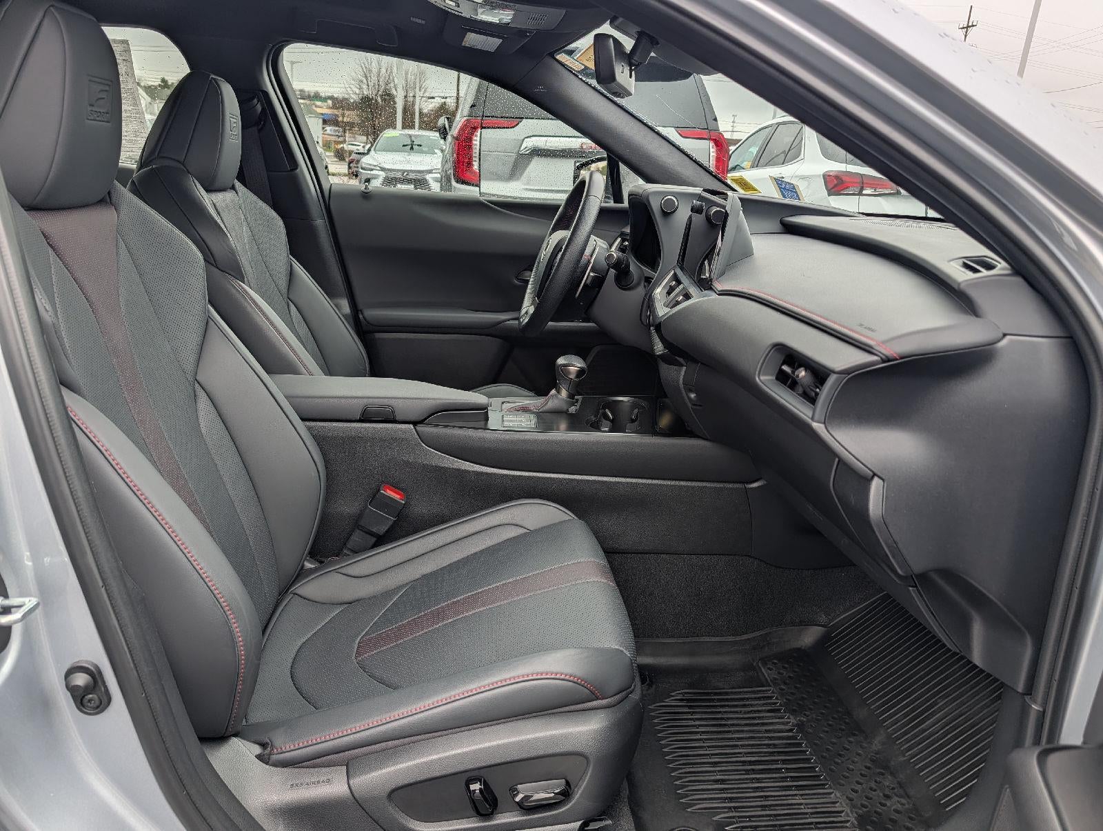 2023 Lexus UX UX 250h F SPORT Handling