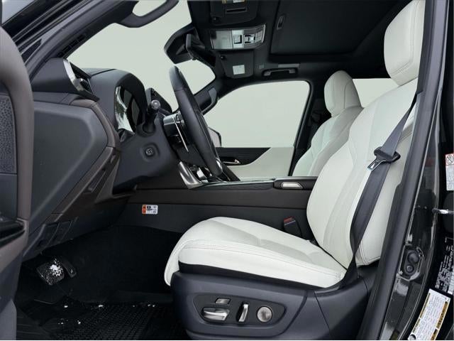 2025 Lexus LX 600 LUXURY