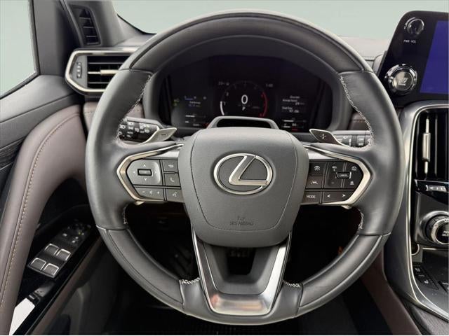 2025 Lexus LX 600 LUXURY