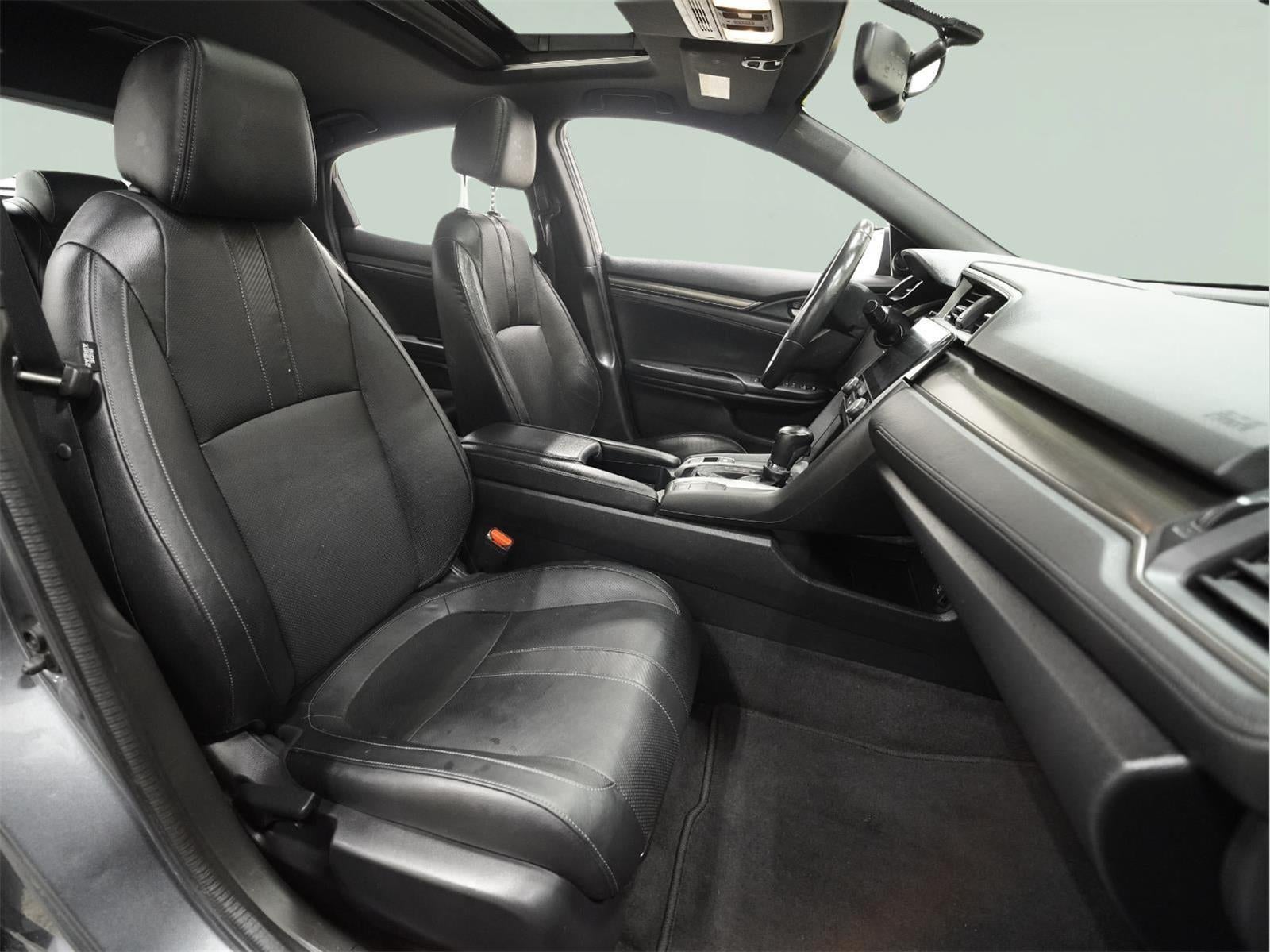 2017 Honda Civic Hatchback EX-L Navi