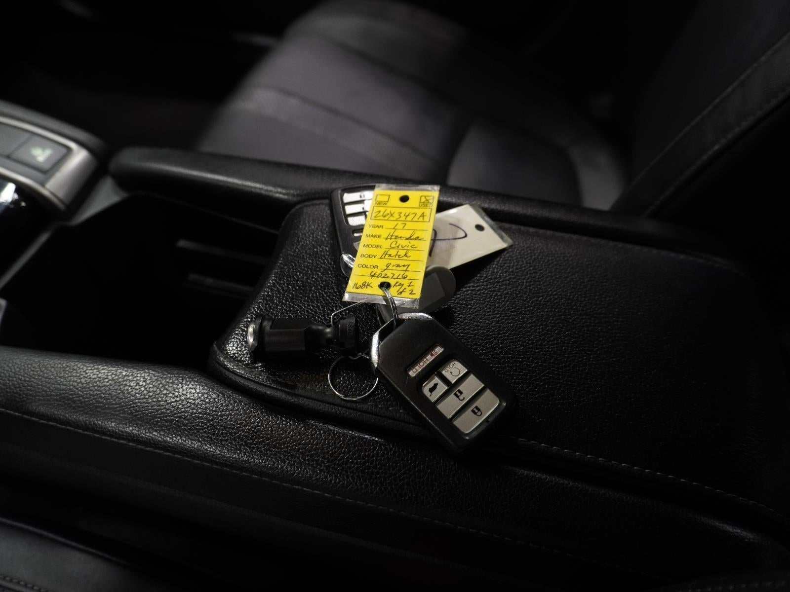 2017 Honda Civic Hatchback EX-L Navi