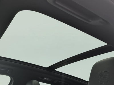 2017 Porsche Cayenne Platinum Edition