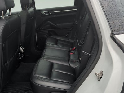 2017 Porsche Cayenne Platinum Edition