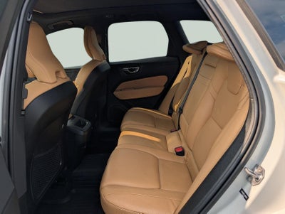 2020 Volvo XC60 Momentum