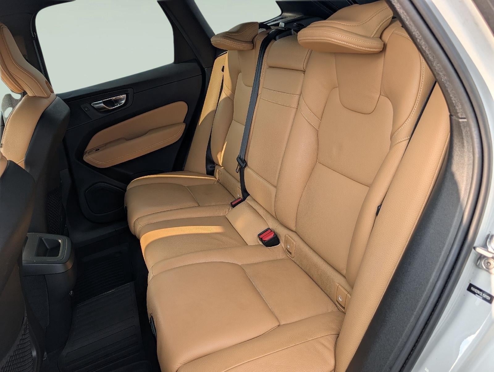 2020 Volvo XC60 Momentum