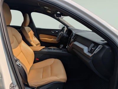 2020 Volvo XC60 Momentum