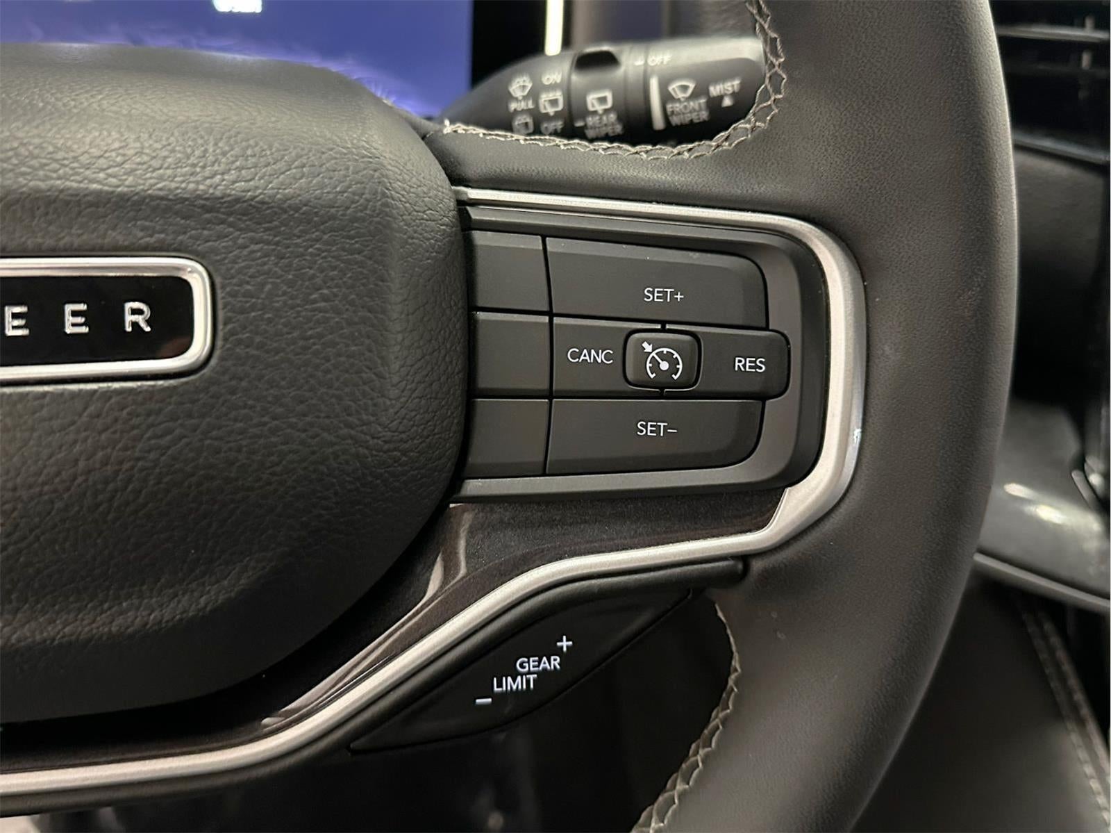 2023 Jeep Wagoneer 4x4