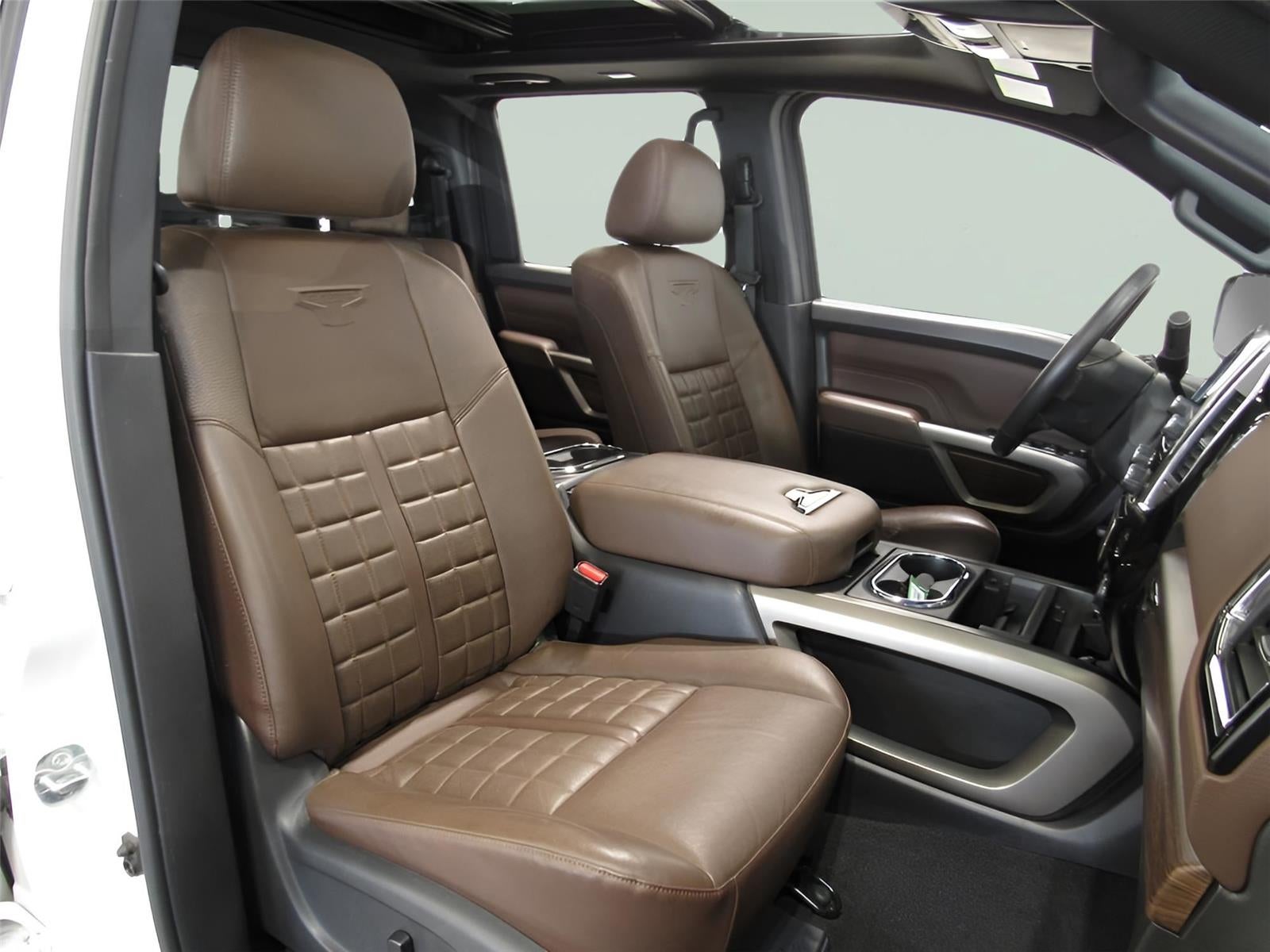 2023 Nissan TITAN Crew Cab Platinum Reserve 4x4