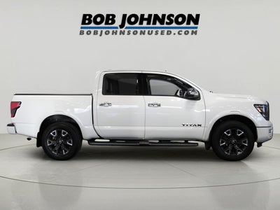 2023 Nissan TITAN Crew Cab Platinum Reserve 4x4