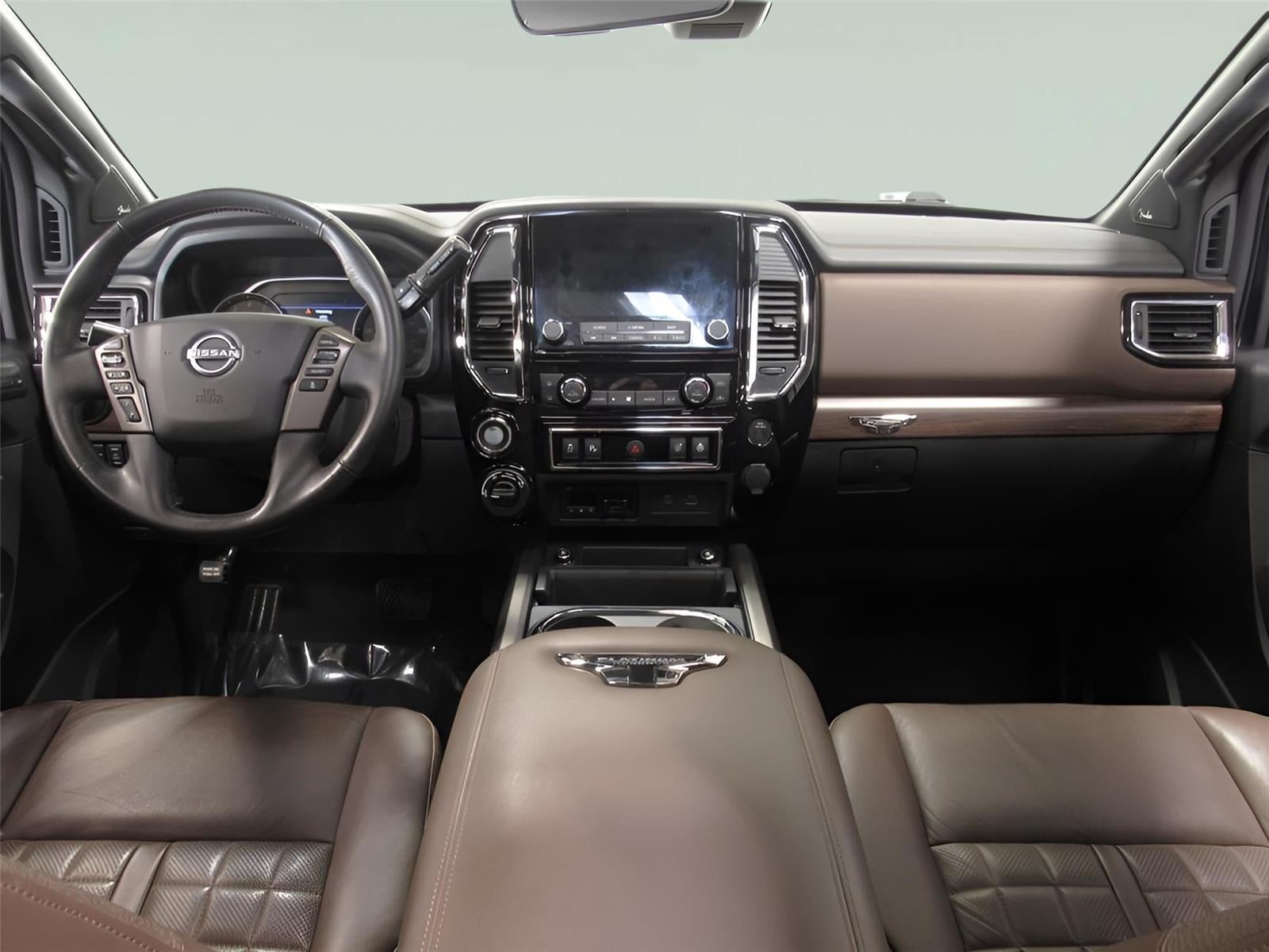 2023 Nissan TITAN Crew Cab Platinum Reserve 4x4
