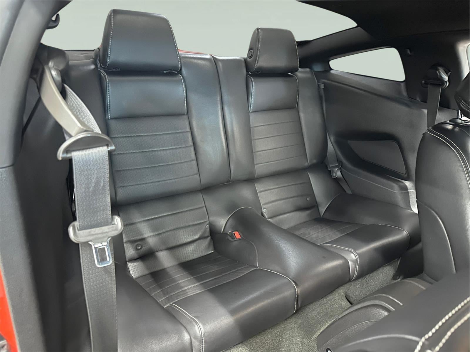 2014 Ford Mustang V6