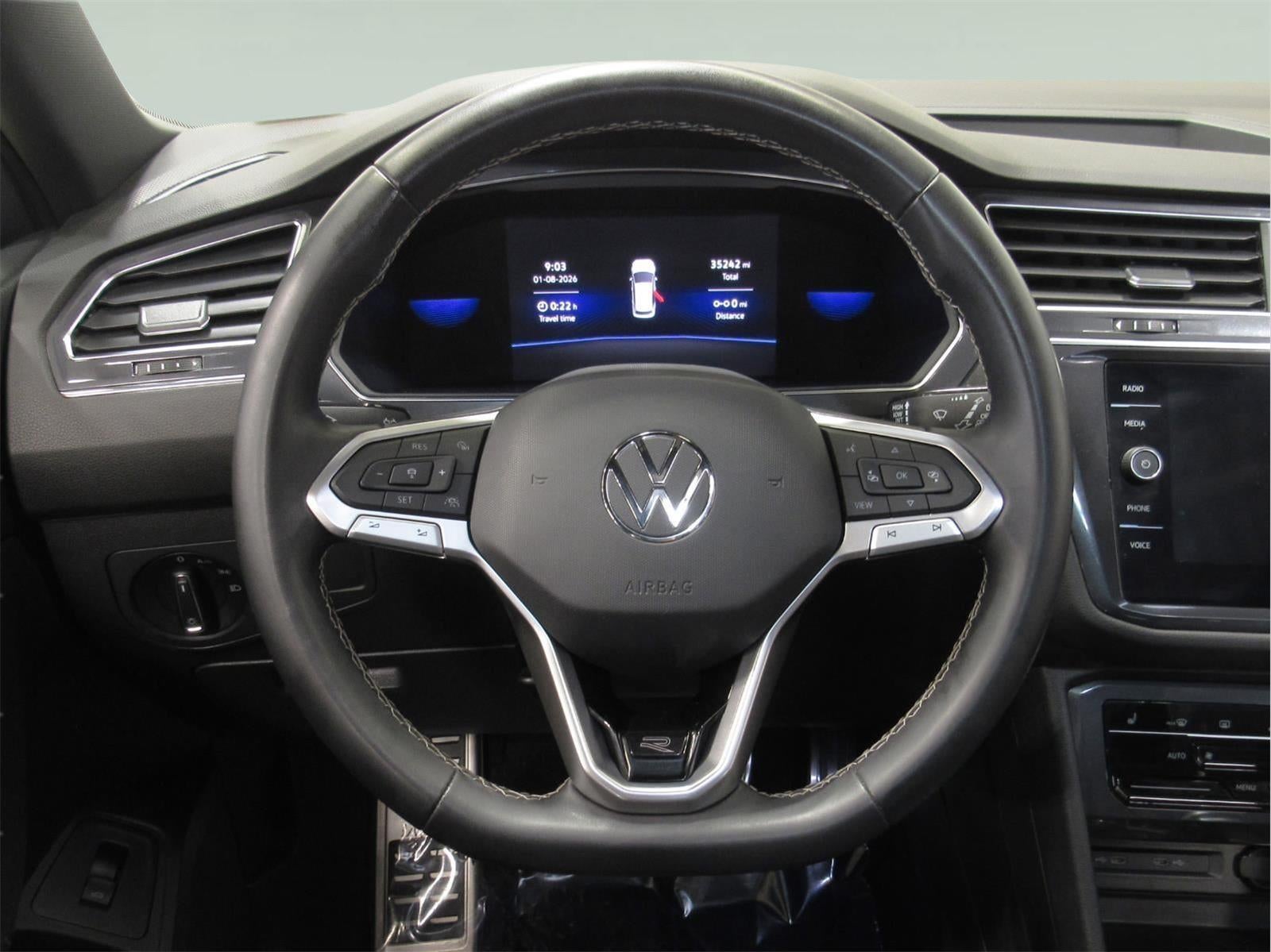 2023 Volkswagen Tiguan SE R-Line Black