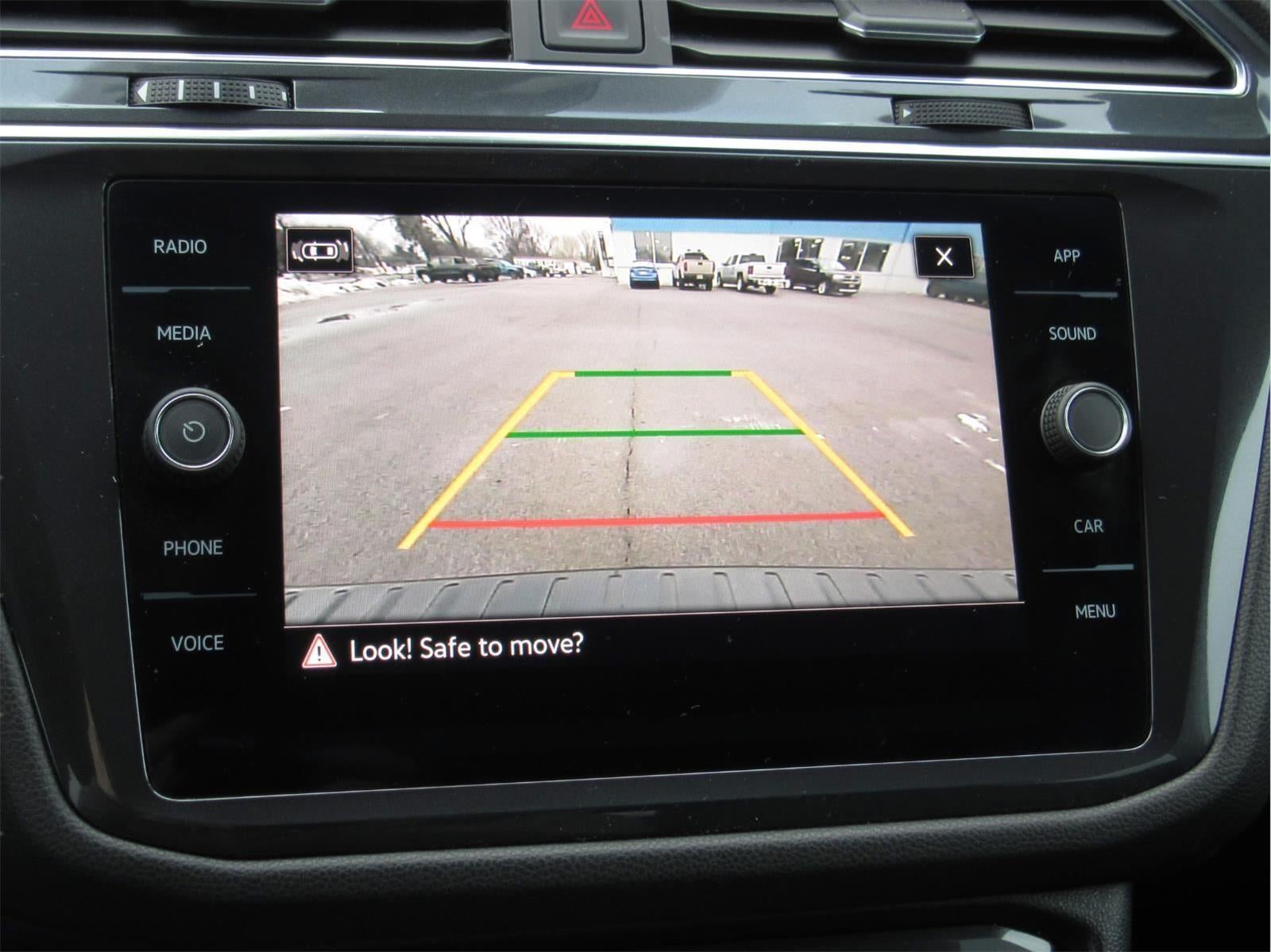 2023 Volkswagen Tiguan SE R-Line Black