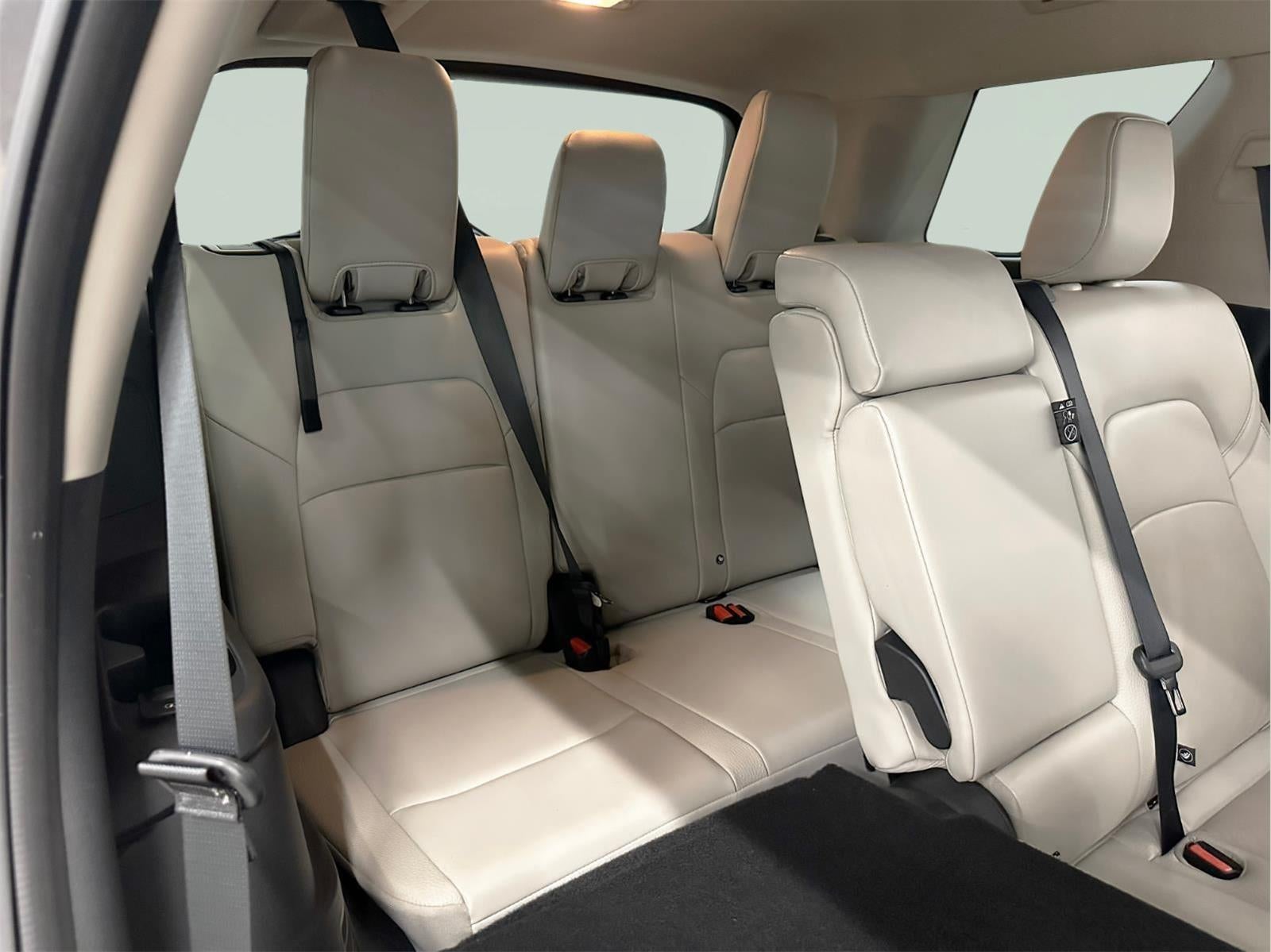 2024 Nissan Pathfinder SL 4WD