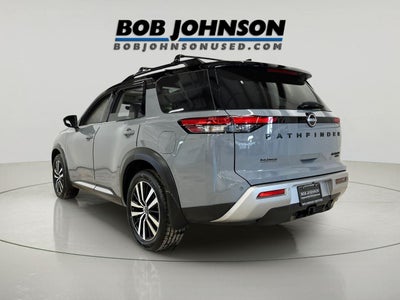 2023 Nissan Pathfinder Platinum