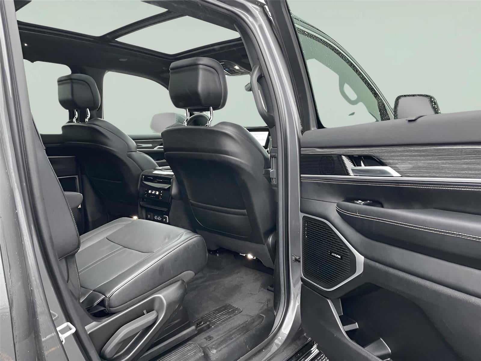 2022 Jeep Wagoneer Series II