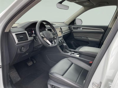 2022 Volkswagen Atlas 2.0T SE w/Technology